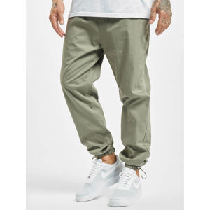 DEF / Chino Tom in olive