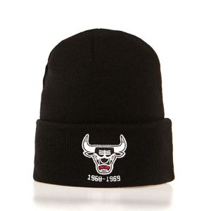 Mitchell & Ness Chicago Bulls Beanie black Team Logo Cuff Knit