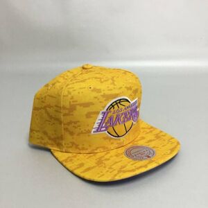 Mitchell & Ness snapback Los Angeles Lakers Team Digi Camo Snapback yellow